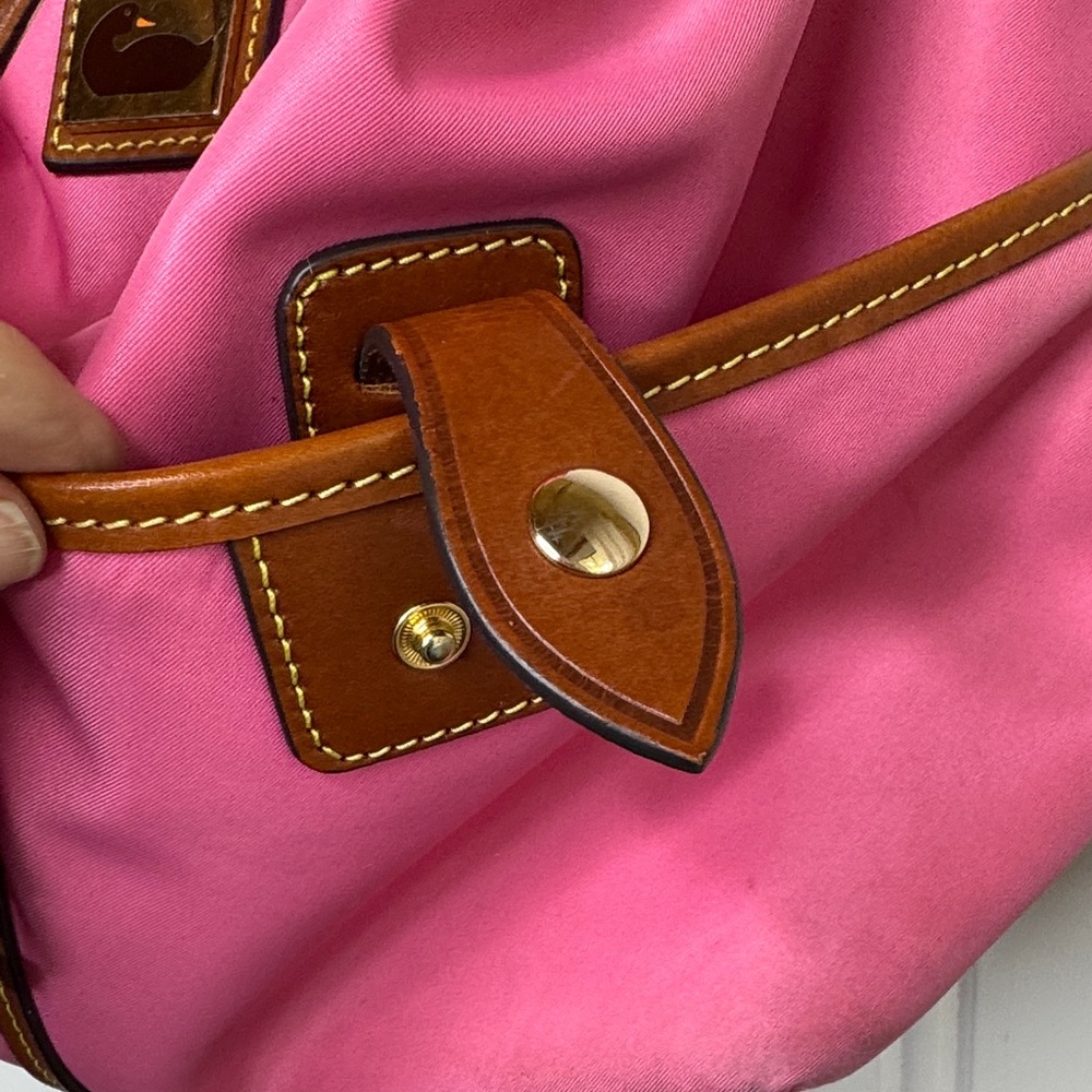 Dooney & Bourke Pink and Brown leather draw strap Shoulder Bag - Picture 5 of 16